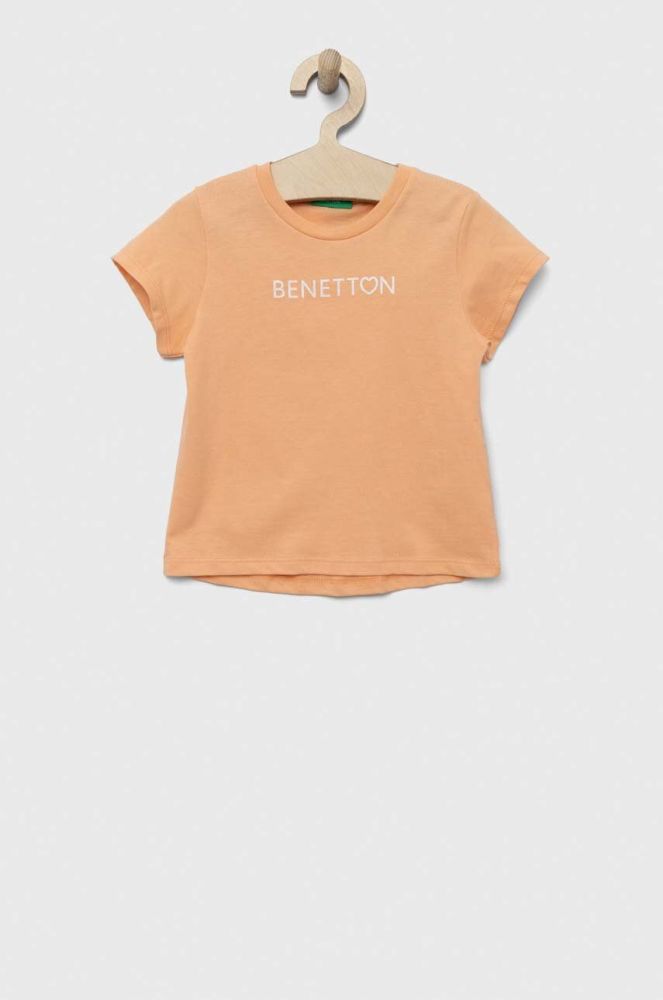 Дитяча бавовняна футболка United Colors of Benetton колір бежевий з принтом (3275761)